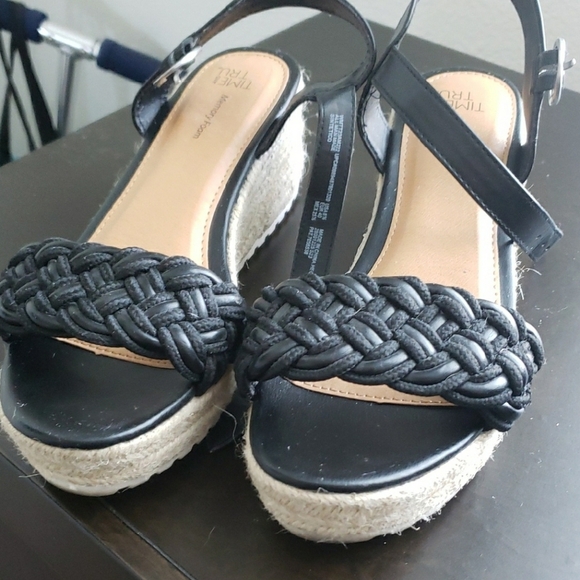 Time and Tru Shoes - Time and Tru Black Espadrille Slingback Shoes